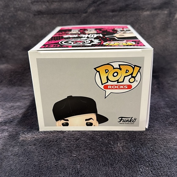 Travis Barker Funko Pop / Pop Rocks #84 … Never removed from box! - Picture 6 of 7